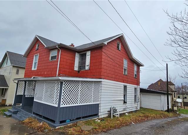 Property at 839&839.5 Morton St, New Castle/4th, PA 16105, 4 beds, 2 baths