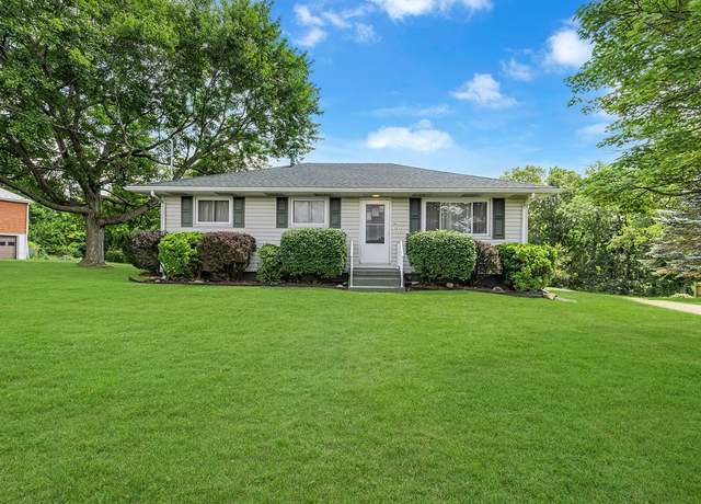 Property at 323 Highview Cir, New Sewickley Twp, PA 15042, 3 beds, 1.5 baths