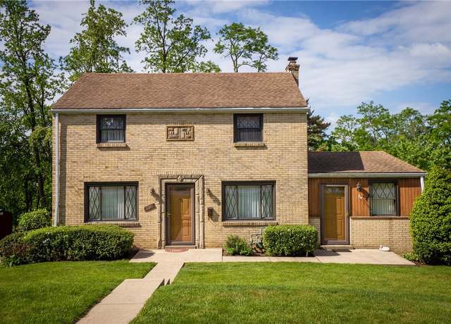 Property at 122 Heather Dr, Bethel Park, PA 15102, 3 beds, 2 baths