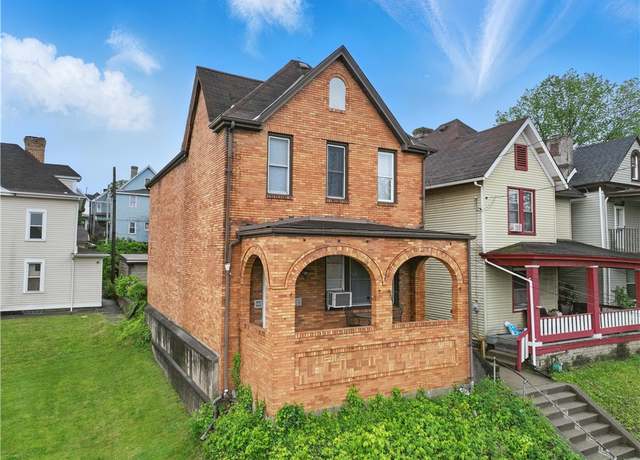 Property at 342 E 11th Ave, Homestead, PA 15120, 3 beds, 1.5 baths