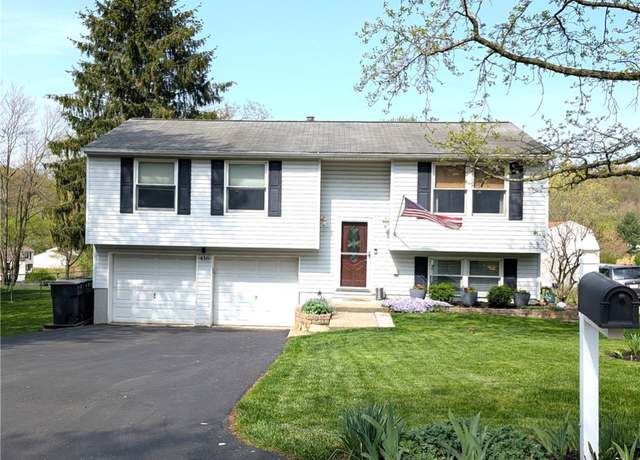 Property at 416 Deerfield Dr, Cranberry Twp, PA 16066, 3 beds, 1.5 baths