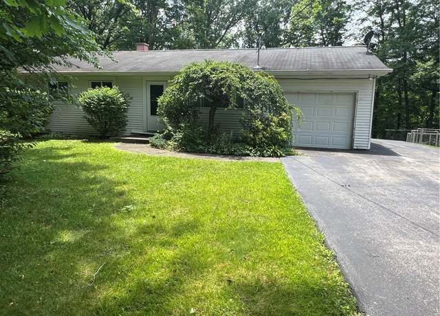 Property at 467 Blews Way, Neshannock Twp, PA 16105, 3 beds, 1 bath