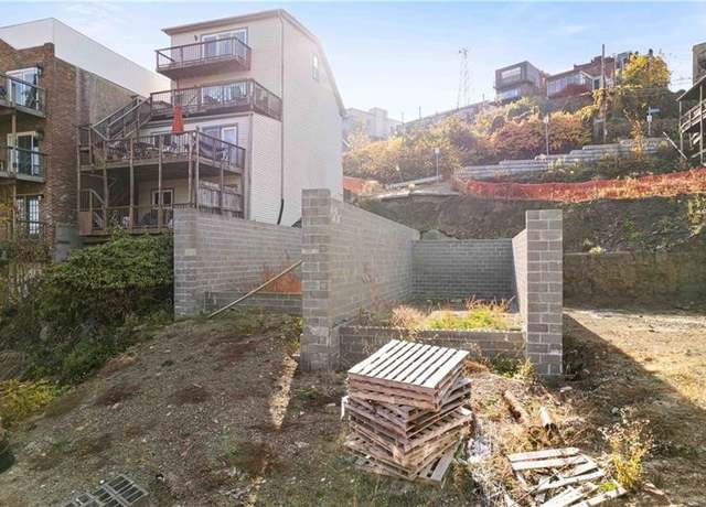 Property at 433 Neff St, Mt Washington, PA 15211