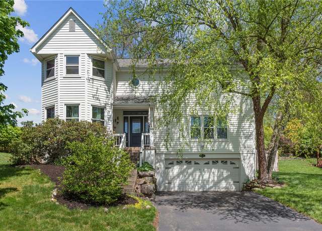 Property at 10078 Oakridge Dr, Mccandless, PA 15090, 3 beds, 3 baths
