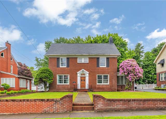 Property at 111 E Sheridan Ave, New Castle/2nd, PA 16105, 3 beds, 1.5 baths
