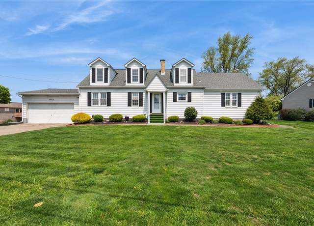 Property at 3007 Davidson Dr, Hopewell Twp - Bea, PA 15001, 3 beds, 1.5 baths