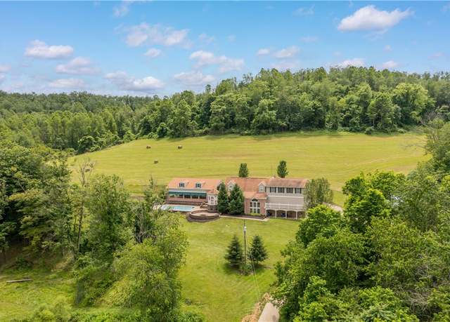 Property at 102 Klages Rd, Donegal Twp - Wsh, PA 15376, 6 beds, 3 baths