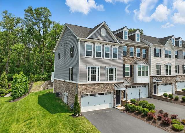 Property at 150 Cole Dr, Robinson Twp - Nwa, PA 15136, 3 beds, 3.5 baths