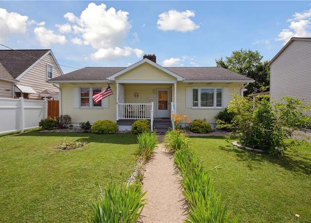 Property at 613 S Spring St, Blairsville Area, PA 15717, 4 beds, 2 baths