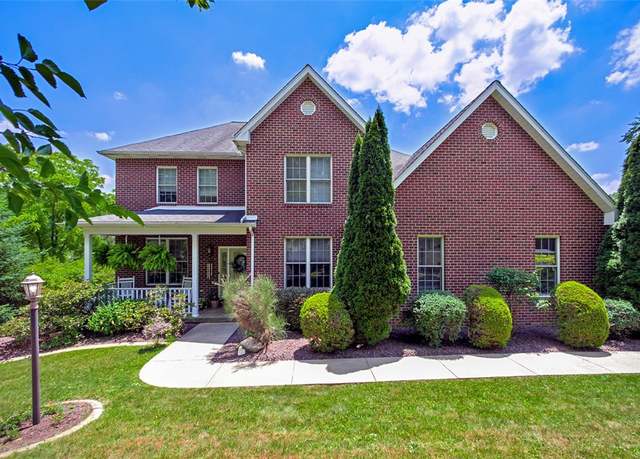 Property at 216 Locust Valley Rd, Hempfield Twp - Wml, PA 15601, 4 beds, 2.5 baths