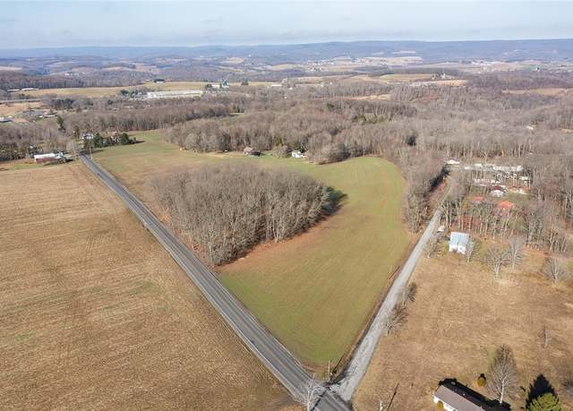 Property at 7355 Penn Ave, Lincoln Twp, PA 15501, 2 beds, 1 bath