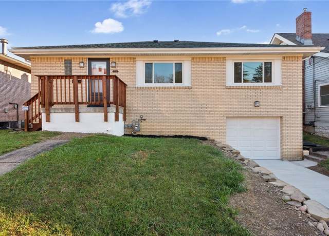Property at 1805 Lincoln Way, White Oak, PA 15131, 3 beds, 1 bath