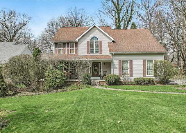 Property at 1091 Foxwood Dr, Hermitage, PA 16148, 4 beds, 2.5 baths