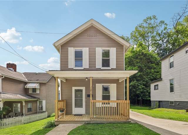 Property at 1017 Main St, Coraopolis, PA 15108, 2 beds, 1 bath