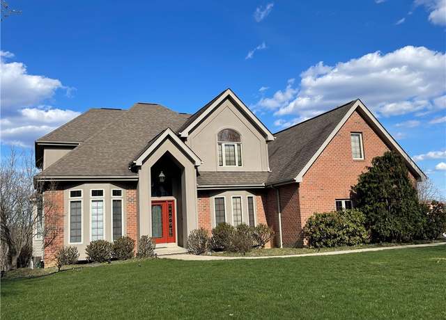 Property at 1026 Lexington Dr, Murrysville, PA 15632, 4 beds, 3.5 baths