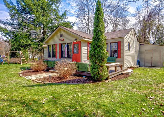 Property at 11997 Edgeview, Conneaut Lake - Cra, PA 16316, 3 beds, 2 baths