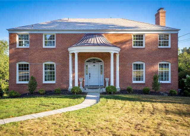 Property at 148 Warwick Dr, Upper St. Clair, PA 15241, 4 beds, 3 baths