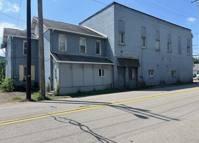 Property at 224 Butler St, Springdale Boro, PA 15144