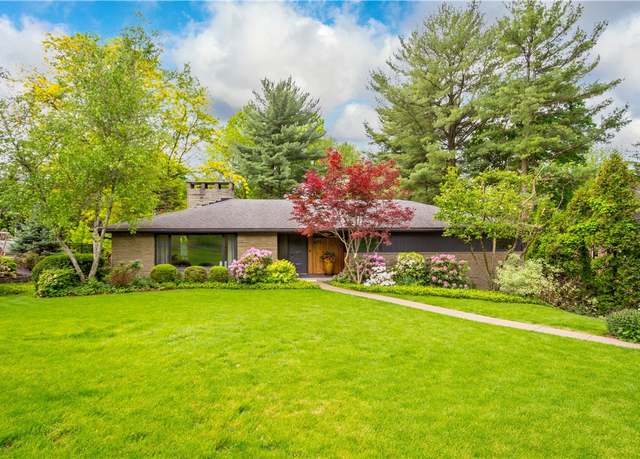 Property at 205 Seegar Rd, Upper St. Clair, PA 15241, 5 beds, 4 baths
