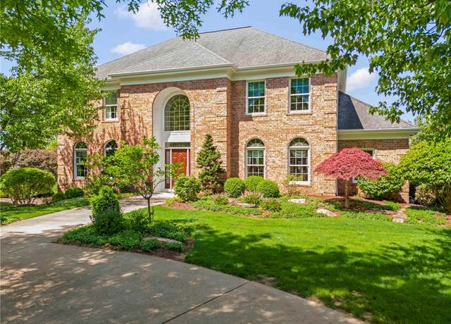 Property at 1006 Sheriffs Ct, Peters Twp, PA 15317, 4 beds, 3 baths