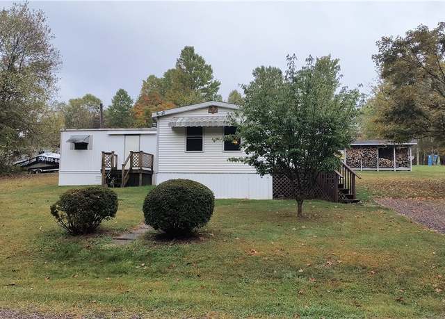 Property at 165 Magnolia Rd, Addison Twp, PA 15411, 2 beds, 1 bath