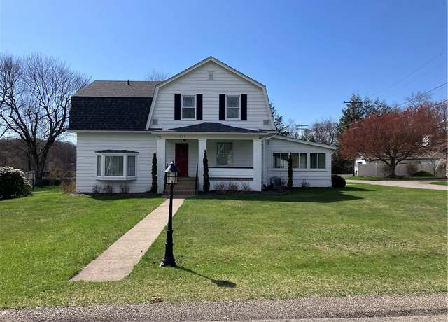 Property at 225 Country Club Rd, Penn Twp - But, PA 16002, 5 beds, 3.5 baths