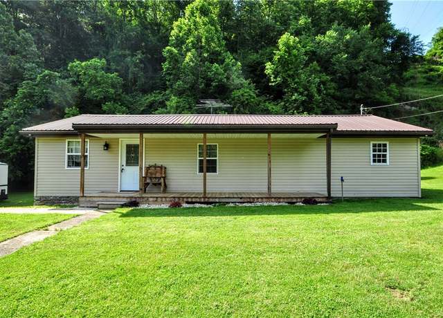 Property at 858 Pike Run Dr, Coal Center Boro, PA 15423, 3 beds, 1 bath