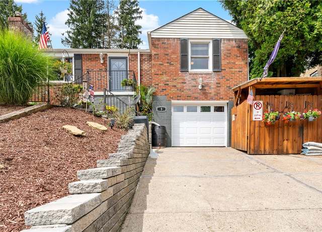 Property at 3 Cypress Dr, Carnegie, PA 15106, 3 beds, 2 baths