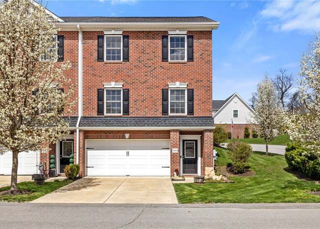 Property at 2898 E May St, Castle Shannon, PA 15234, 3 beds, 2.5 baths