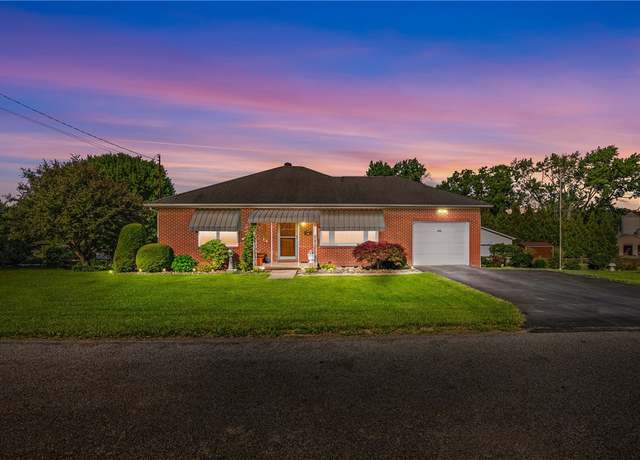 Property at 403 Rebecca St, Somerset Twp, PA 15501, 3 beds, 2 baths