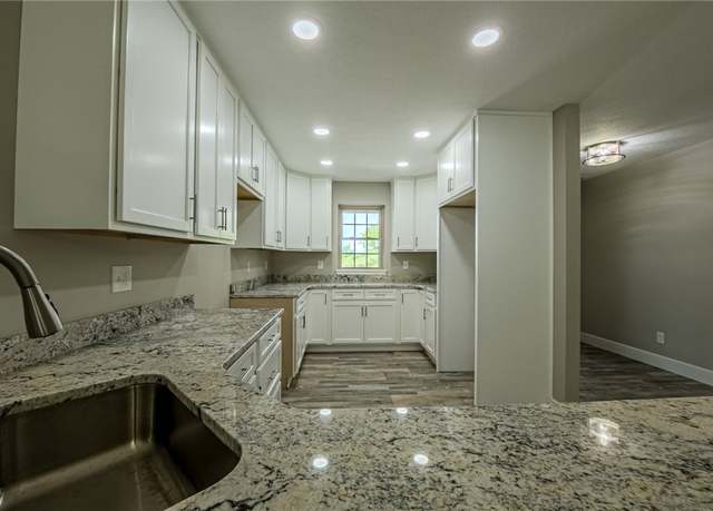 Property at 740 Sandstone Way, Rostraver, PA 15012, 3 beds, 2.5 baths