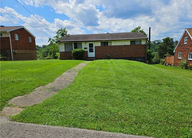 Property at 755 Cottonwood Dr, Monroeville, PA 15146, 3 beds, 1 bath