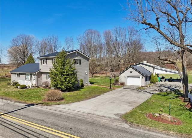 Property at 5216 Old Pulaski Rd, Pulaski Twp - Law, PA 16142, 5 beds, 3 baths