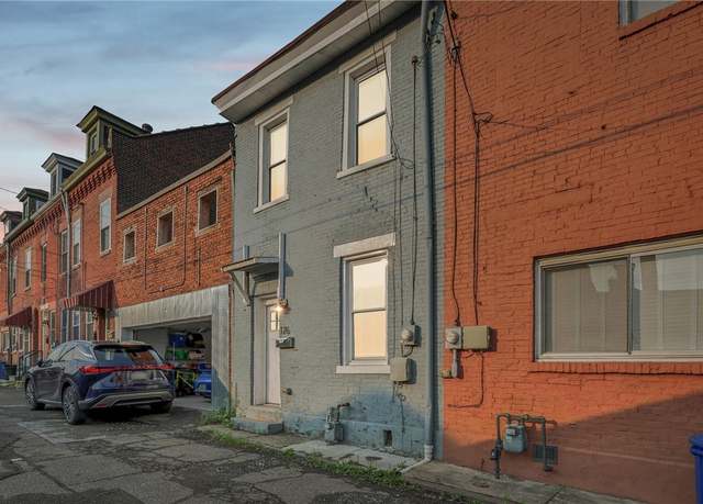 Property at 176 Lodi Way, Lawrenceville, PA 15201, 2 beds, 1 bath