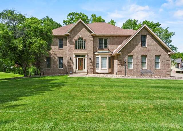 Property at 119 Crystal Springs Dr, Cranberry Twp, PA 16066, 5 beds, 3.5 baths