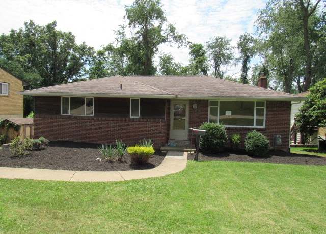 Property at 438 Saratoga Dr, Pleasant Hills, PA 15236, 3 beds, 1 bath