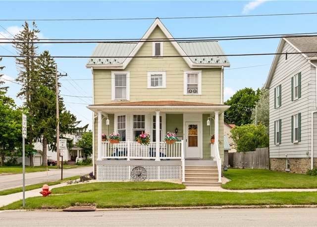 Property at 540 S Center Ave, Somerset Boro, PA 15501, 3 beds, 1 bath