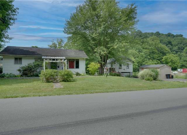 Property at 557 Toms Run, New Freeport, PA 15352, 2 beds, 2 baths