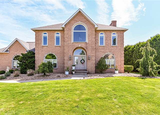 Property at 585 Agnes St, Hempfield Twp - Wml, PA 15601, 4 beds, 3 baths