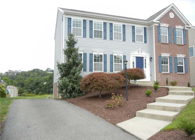 Photo of 1381 Lucia Dr, Canonsburg, PA 15317