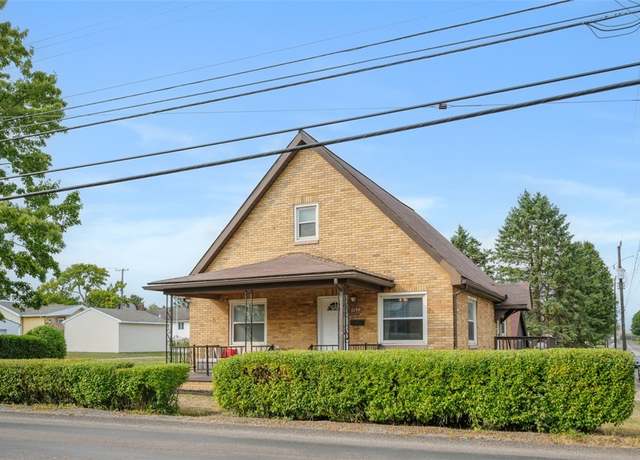 Property at 1199 Marshall Rd, Monaca, PA 15061, 3 beds, 2 baths
