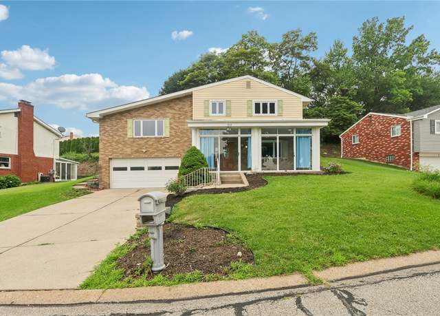 Property at 1717 Gina Dr, West Mifflin, PA 15122, 3 beds, 2.5 baths