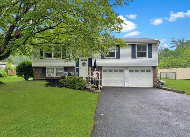 Property at 108 Bucks Rd, Cranberry Twp, PA 16066, 4 beds, 2 baths