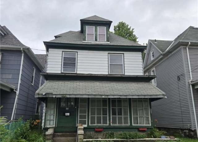 Property at 530 New Castle St, City Of But Sw, PA 16001, 5 beds, 1.5 baths