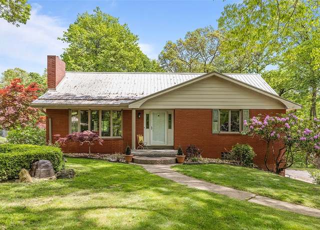 Property at 136 Whippoorwill Rd, Hanover Twp - Wsh, PA 15021, 4 beds, 2.5 baths