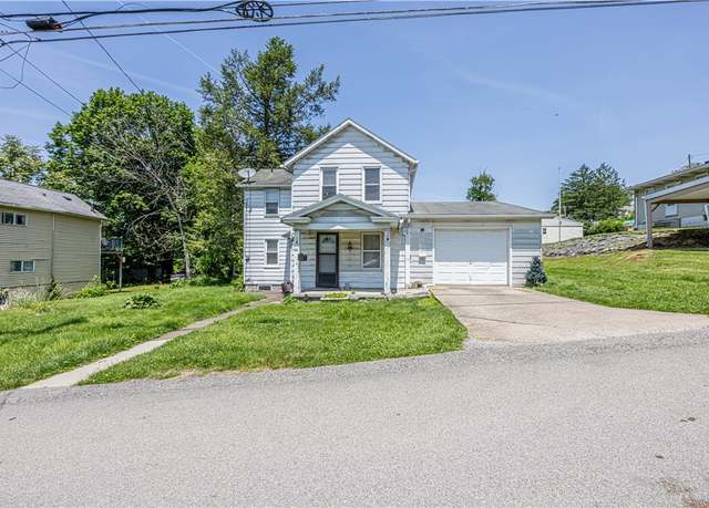 Property at 32 Mccormick Ave, Uniontown, PA 15401, 3 beds, 1 bath