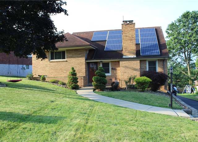 Property at 533 Charlotte Dr, Baldwin Boro, PA 15236, 3 beds, 2.5 baths