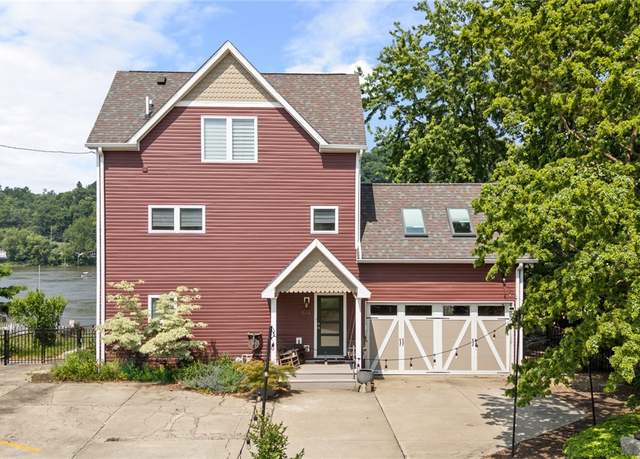 Property at 548 Penn St, Verona, PA 15147, 2 beds, 2.5 baths