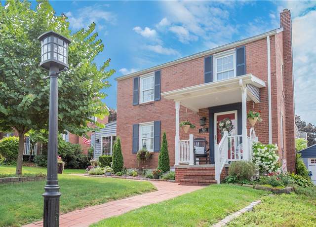 Property at 519 Mount Vernon Dr, Ellwood City - Law, PA 16117, 3 beds, 2 baths