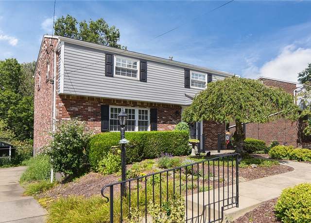 Property at 524 Rainier Dr, Plum Boro, PA 15239, 4 beds, 2.5 baths